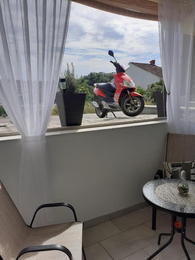 טרוגיר Apartman Pontis Okrug Gornji מראה חיצוני תמונה